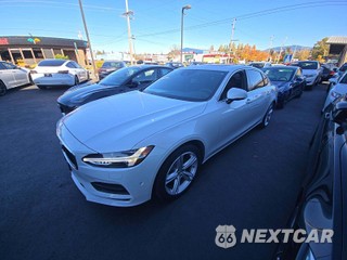 2018 Volvo S90 T5 Momentum