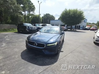 2020 Volvo V60 T5 Momentum