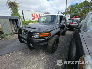 2007 Toyota FJ Cruiser w/Rear Doors