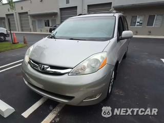 2007 Toyota Sienna XLE Limited Minivan 8-Passenger 119.3" WB