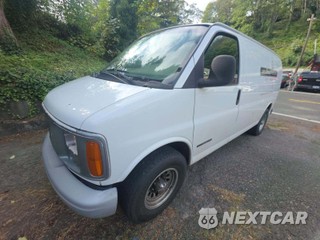 2000 GMC Savana 3500 Cargo Van 135.0" WB