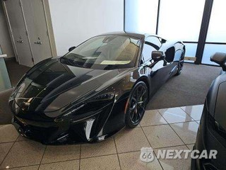 2023 McLaren Artura TechLux