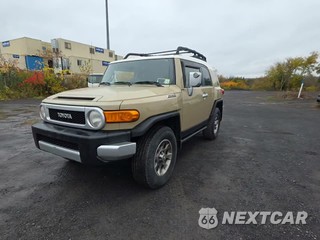 2013 Toyota FJ Cruiser w/Rear Doors