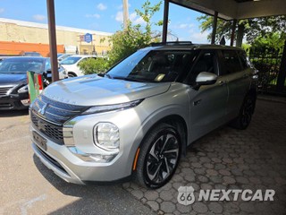 2023 Mitsubishi Outlander PHEV SE