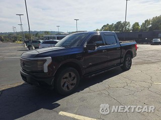 2023 Ford F-150 Lightning LARIAT Crew Cab Short Bed