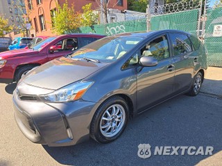 2015 Toyota Prius v Three