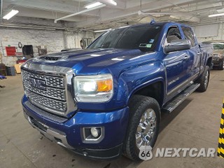 2015 GMC Sierra 2500 Denali HD Crew Cab Medium Bed 5SA w/Built-In Wi-Fi