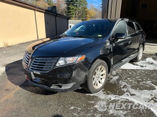 2018 Lincoln MKT w/Livery Pkg