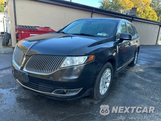 2015 Lincoln MKT w/Livery Pkg