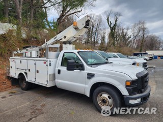 2008 Ford Super Duty F-350 Cab Chassis XL Regular Cab DRW