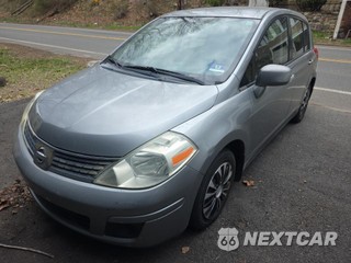 2009 Nissan Versa 1.8 S Hatchback