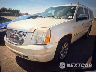 2011 GMC Yukon Denali XL 5SA