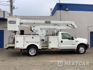 2001 Ford Super Duty F-550 Cab Chassis XL Regular Cab DRW