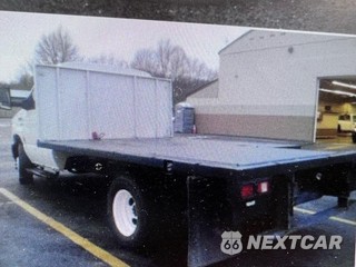 2011 Ford Super Duty E-450 Cutaway DRW