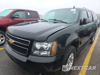 2014 Chevrolet Suburban LT 1LT