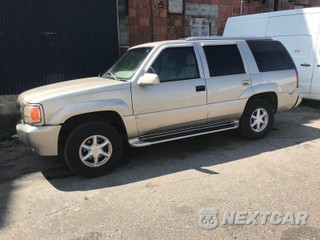 2000 Cadillac Escalade