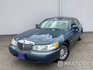 2002 Lincoln Town Car Signature
