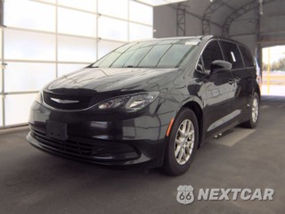 2017 Chrysler Pacifica Touring 121.6" WB