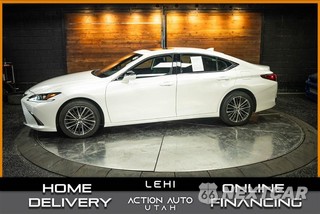 2022 Lexus ES 250