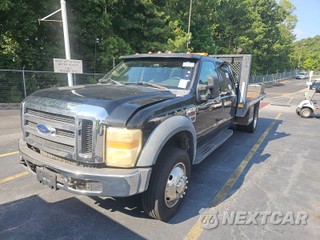 2009 Ford Super Duty F-450 Cab Chassis XLT Crew Cab DRW
