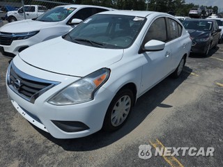 2015 Nissan Versa SV