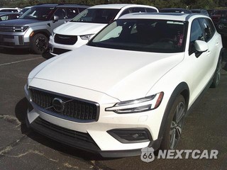 2025 Volvo V60 Cross Country Plus