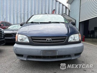 2003 Toyota Sienna LE 114.2" WB