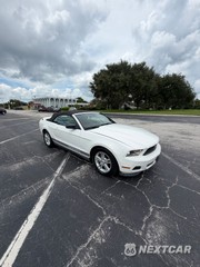 2012 Ford Mustang V6 Convertible