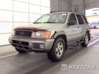 2000 Nissan Pathfinder SE