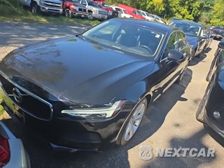 2018 Volvo S90 T5 Momentum