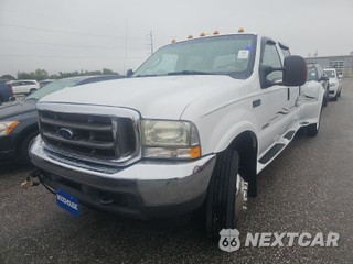 2004 Ford Super Duty F-550 Cab Chassis Lariat Crew Cab DRW