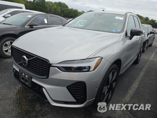 2024 Volvo XC60 Recharge Plug-In Hybrid T8 Ultimate Dark Theme