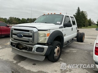 2013 Ford Super Duty F-450 Cab Chassis XLT Crew Cab DRW