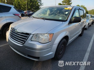 2010 Chrysler Town & Country LX 121.2" WB