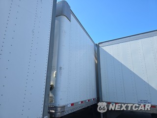 2016 HYUNDAI VI2480152