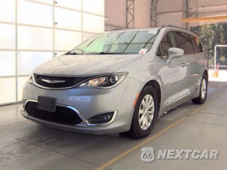 2017 Chrysler Pacifica Touring L 121.6" WB