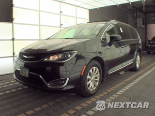 2018 Chrysler Pacifica Touring L 121.6" WB