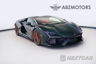 2025 Lamborghini Revuelto