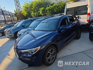 2018 Alfa Romeo Stelvio Sport