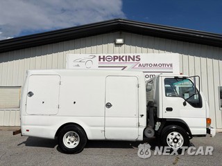 2005 Isuzu NPR Base Low Tilt
