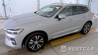2023 Volvo XC60 Recharge Plug-In Hybrid T8 Core Bright Theme