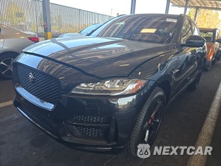 2017 Jaguar F-PACE R-Sport