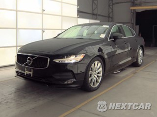 2017 Volvo S90 T6 Momentum