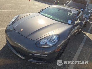 2016 Porsche Panamera Edition