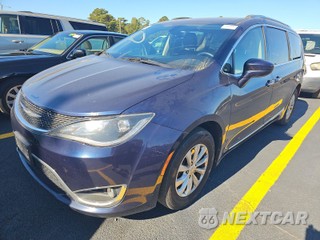 2018 Chrysler Pacifica Touring L Plus 121.6" WB