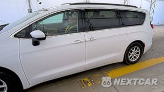 2020 Chrysler Voyager LXi 121.6" WB