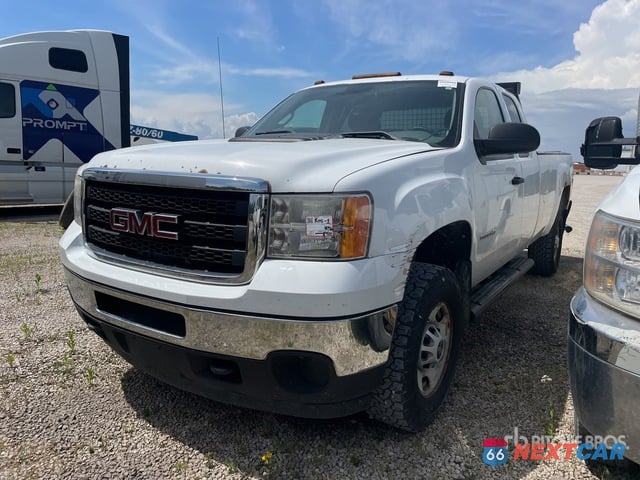 Główne zdjęcie: 2012 GMC Sierra 2500 Hd 2012 GMC Sierra 2500HD 4x4 Extended Cab Pickup (Inoperable) VIN 1GT22ZCG0CZ198756