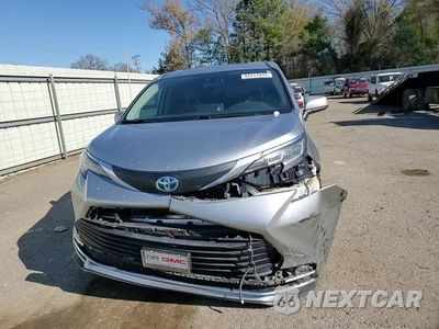 Zdjęcie 12 z 15 samochodu: 2021 TOYOTA SIENNA XLE VIN:5TDYRKEC7MS006131 - miniatura