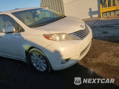 Zdjęcie 12 z 15 samochodu: 2011 TOYOTA SIENNA XLE VIN:5TDYK3DC9BS039219 - miniatura