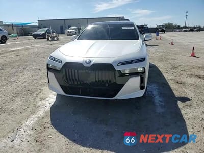 Zdjęcie 15 z 16 samochodu: 2024 BMW 740 I VIN:WBA23EH00RCP90944 - miniatura